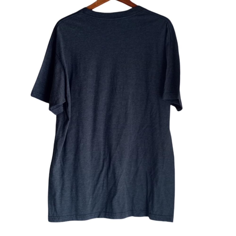 Marvel Avengers Captain American Large Blue Shield T-Shirt - Picture 3 of 6